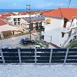 Rona Vista Suites Sea View Modern Living