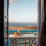 Castrum Traditional Sunset Suites