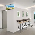 Rona Vista Suites Sea View Modern Living