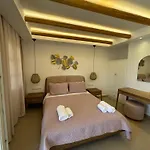 Alykes Studios & Suites