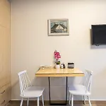Akrogiali Apartments \