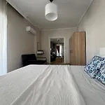 Poseidon\'S Apartment In Peraia