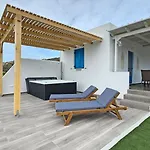Bayview Villa With Jaccuzi - Milos