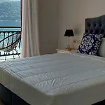 CELEBRITY Hotel