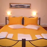 Villa Ira Studios - Apartments