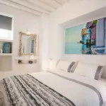 Christy Suites By Alpha Living