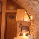 Stoneapartments, Γ Κωσταλοσ Και Σια Οε