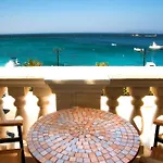 Avra Hotel