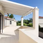 White Rose Villa