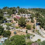 Arsinoi Stonehouses