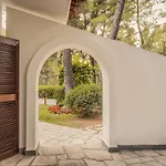 Beautiful Holiday Villa In Sani