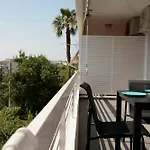 Elegant Flat In Athenian Riviera