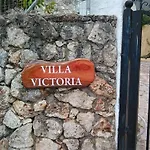 Villa Victoria