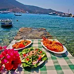 Canal D\'Amour Makris Apartments