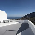 Semeli Cave House
