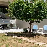 Villa Ismini