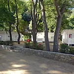 Akti Oneirou Camping And Bungalows