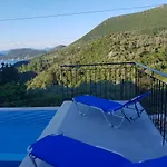 Villa Victoria