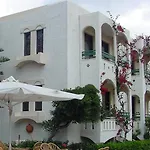 Bella Casita Family Apts