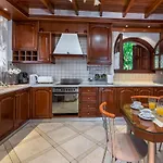 Villa Maria