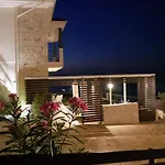 Paliouri Sea Lounge By Luxlikehome