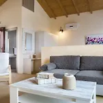 Hotel Magganos Sunset Villas