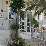 El Greco Apartments