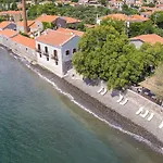 Olive Press Hotel & Apartments