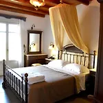 Hotel Messaria