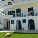 Villa Akis