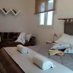 Seawave House Maisonette South