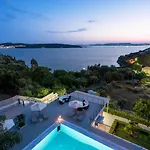 Melina Apartments Pool View