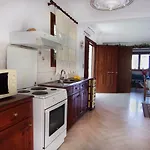 Vaso\'S Bay House