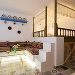 Gorgona Traditional Studio