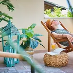 Lianelia Luxury Village House