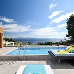 Villa D\'Oro - Luxury Villas & Suites