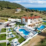 Villa D\'Oro - Luxury Villas & Suites