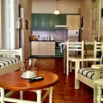 Kiki Apartments