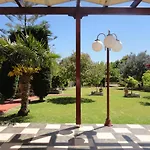 Villa Elpida