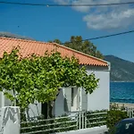 Olvio Living By The Sea
