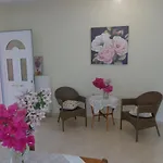 Angelina\'S Apartments Helmata