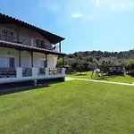 Latoura Studios