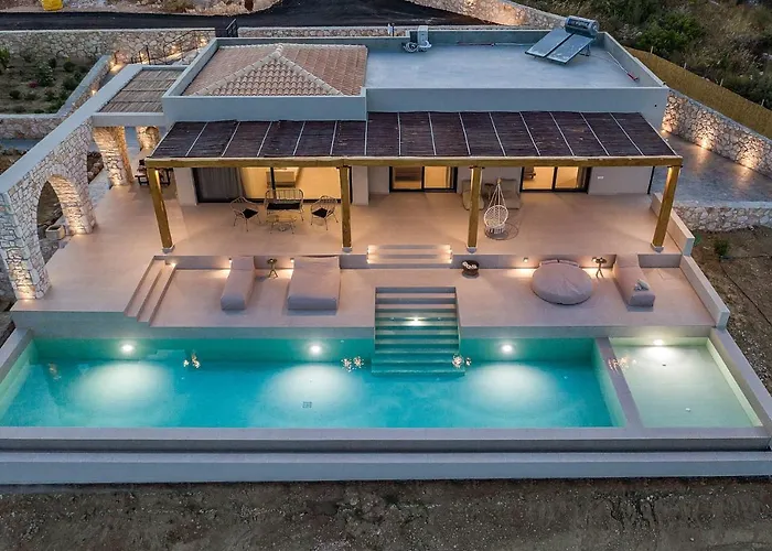 Suolo Di Gioia Villa With Magnificent Sea View And Infinity Pool 18*4M