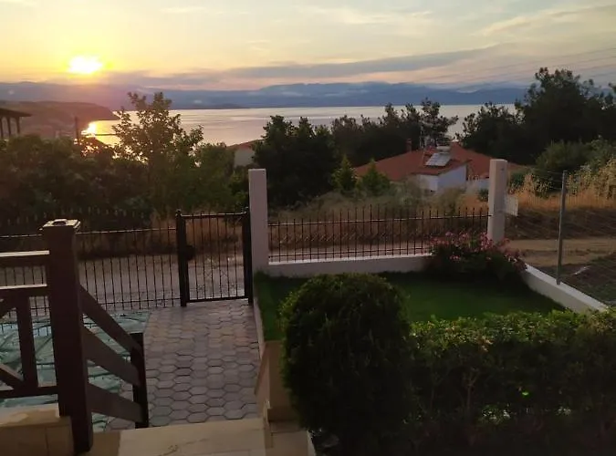 Afrodites Sea View House