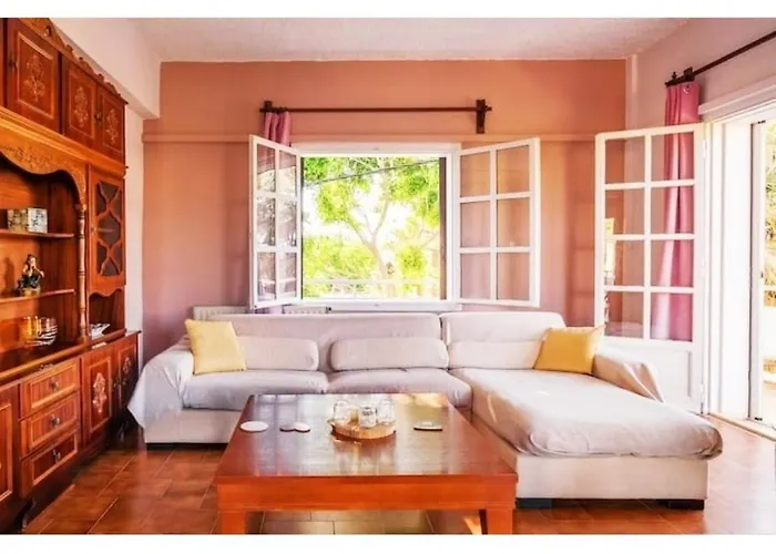 Rena\'S Hospitality Walk To The Beach,10Min To Chania!