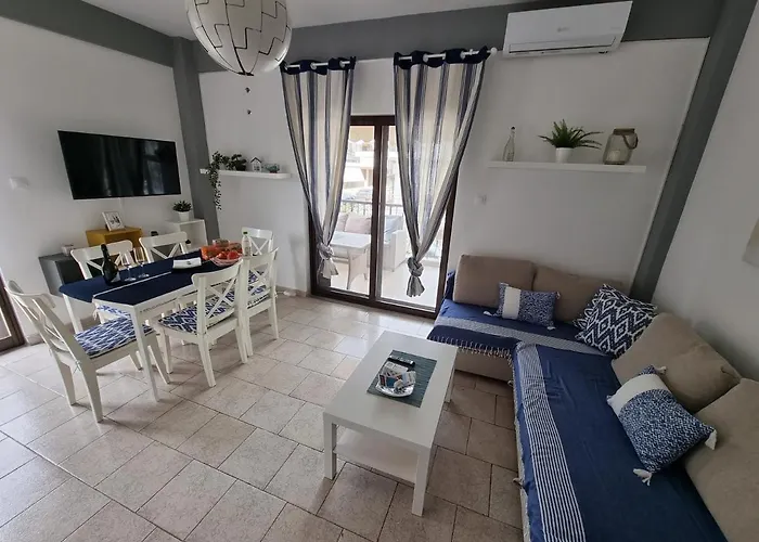Lucas Lux Flogita Apartment