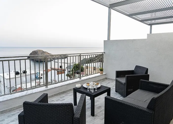 Tzortzi\'S Family Apartments