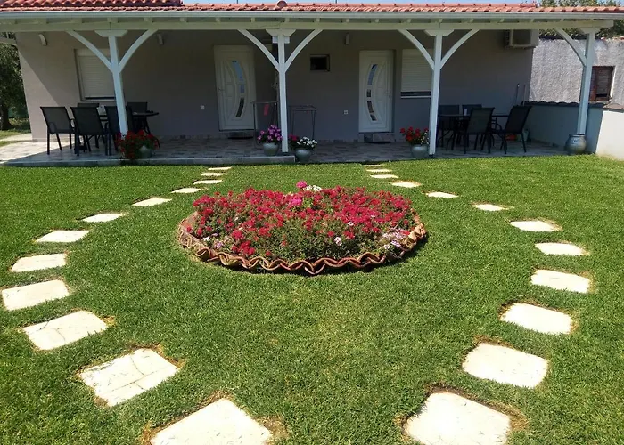 De Plata Apartments