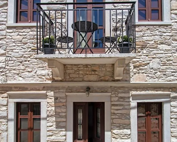 Platsa\'S House