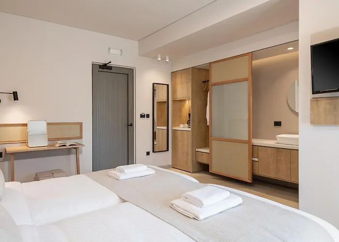 Elafonisi Resort By Kalomirakis Family